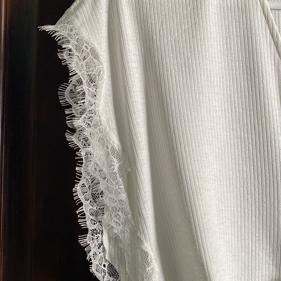 white Zara blouse - Picture 2 of 5